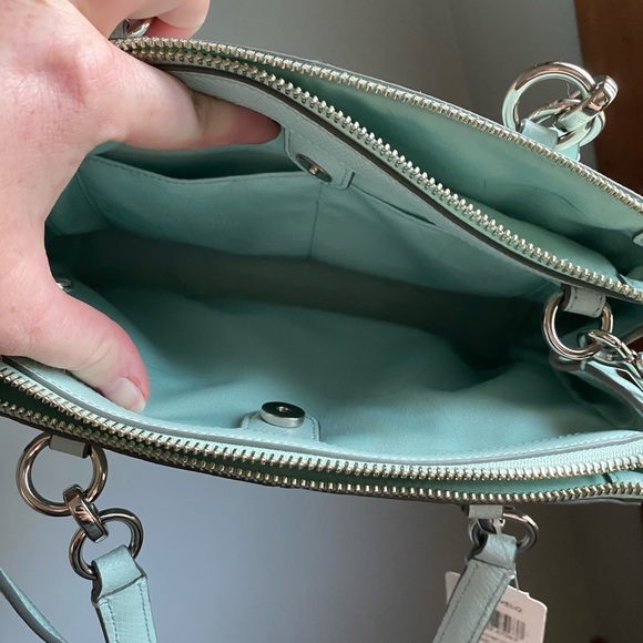 Coach mint purse - Picture 2 of 6
